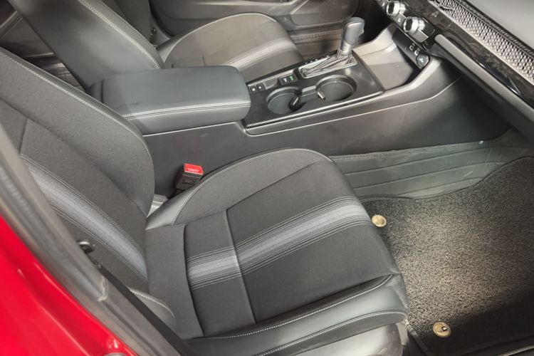 Used Honda Civic 2022 240TURBO CVT Dynamic Edition
