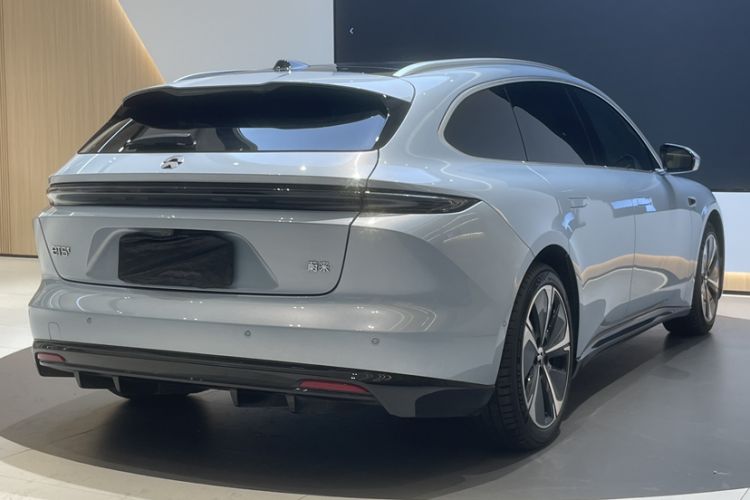 Used Nio ET5T 2025 75 kWh Touring Exterior 6