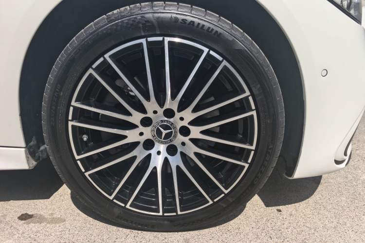 Used Mercedes-Benz C-Class 2022 C 260 L Sport Edition Left Front Seat