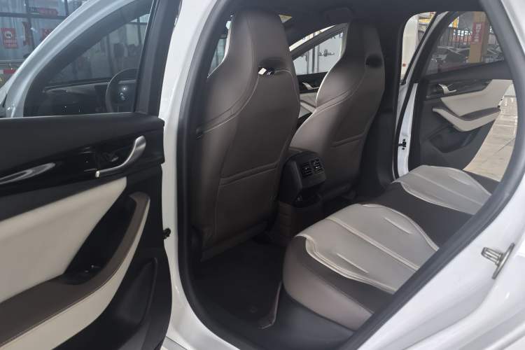 Used BYD Qin PLUS 2023 Champion Edition DM-i 55KM Leading Model
