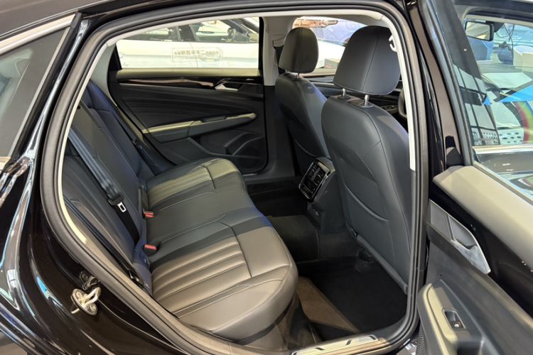 Used Volkswagen Passat New Energy 2025 430 PHEV Hybrid Business Edition