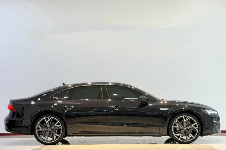 Used Audi A7L 2023 45 TFSI quattro S-line Black Warrior Edition Exterior 2
