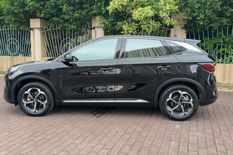 Used BYD Yuan PLUS 2025 Intelligent Driving Version 510 km Leading Edition Exterior 2