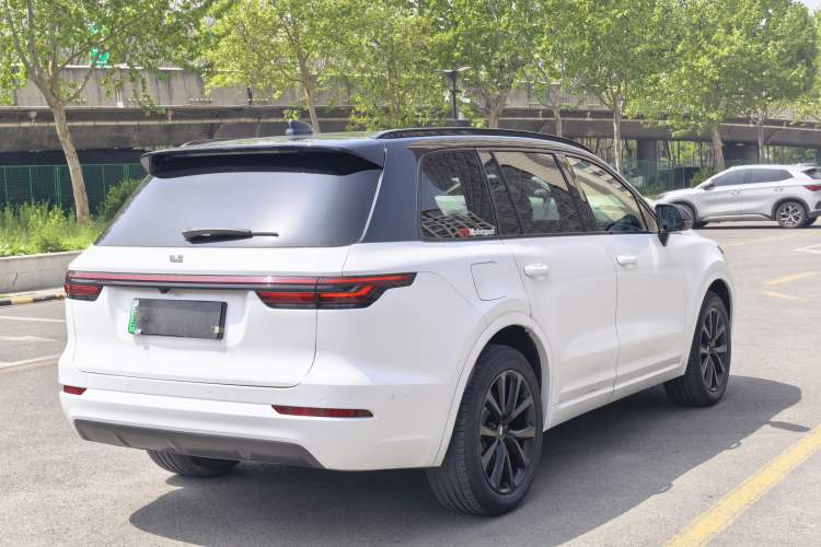 Used Li Auto ONE 2021 Extended-Range 6-Seater Version Exterior 5