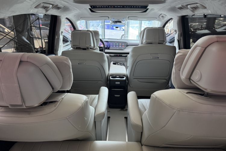 Used Buick GL8 New Energy 2026 Model Lu Zun Prestige Edition Interior 8