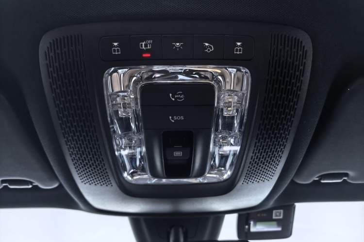 Used Mercedes-Benz GLB 2023 Refreshed GLB 200 Dynamic Edition
