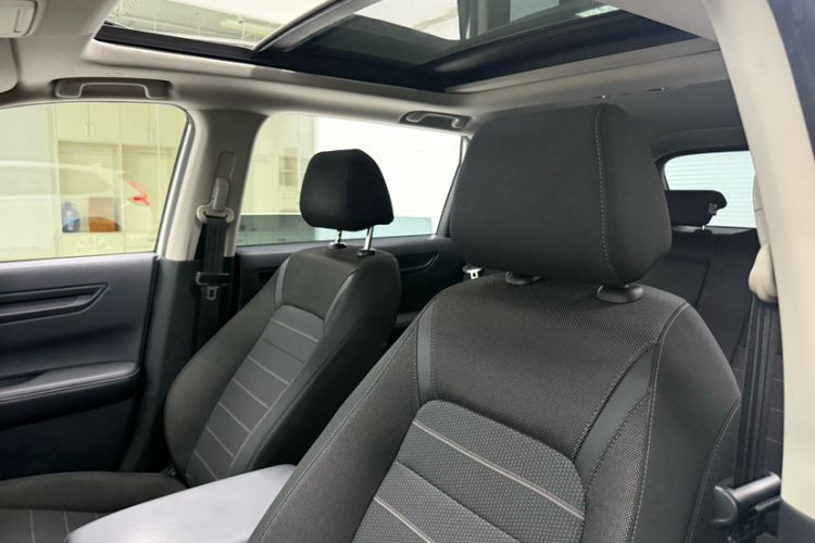 Used Honda CR-V 2023 240TURBO Two-Wheel Drive Active Version 5 Seats Headliner