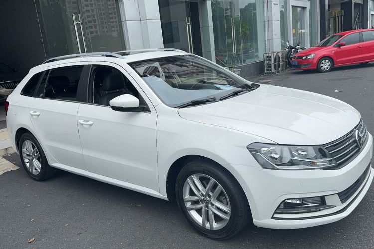 Used Volkswagen Gran Lavida 2017 1.6L Automatic Comfort Edition