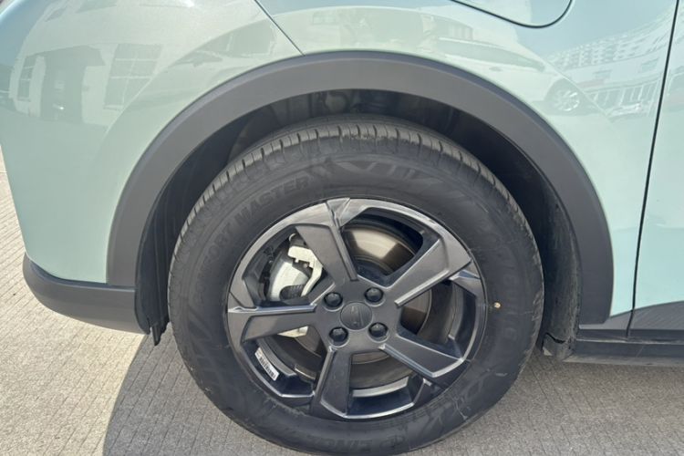 Used Geometry E Firefly 2024 401 km Fluorescent