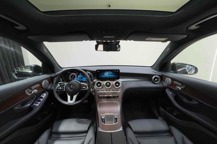 Used Mercedes-Benz GLC 2020 GLC 300 L 4MATIC Luxury Model
