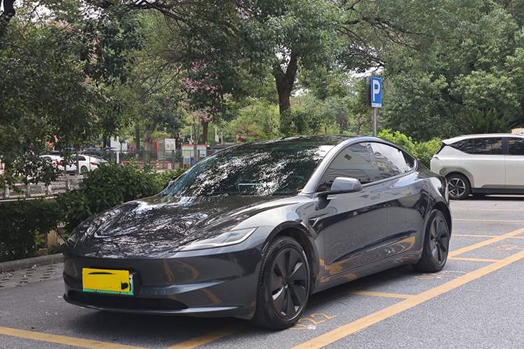 Used Tesla Model 3 2023 Rear-Wheel-Drive Version