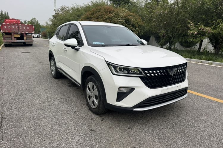 Used Wuling Alvez 2022 1.5L Manual Free-Style Model