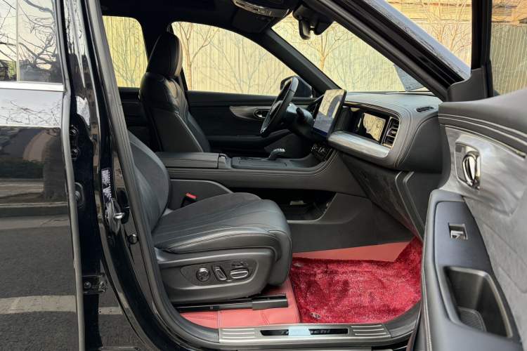 Used GAC Trumpchi ES9 2024 PHEV with 143 km Max