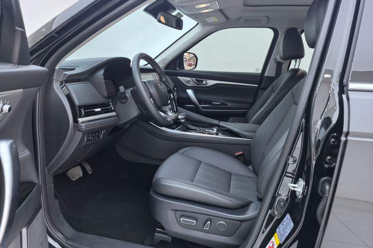 Used Changan CS95 2021 2.0T Two-Wheel Drive Luxury Version