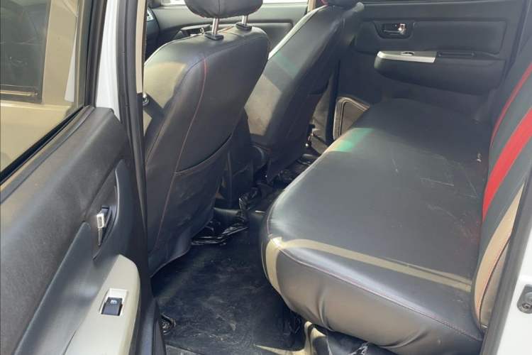 Used Huanghai Xianglong 2016 2.8T Diesel Two-Wheel Drive New Elite Edition JE493ZLQ4CB