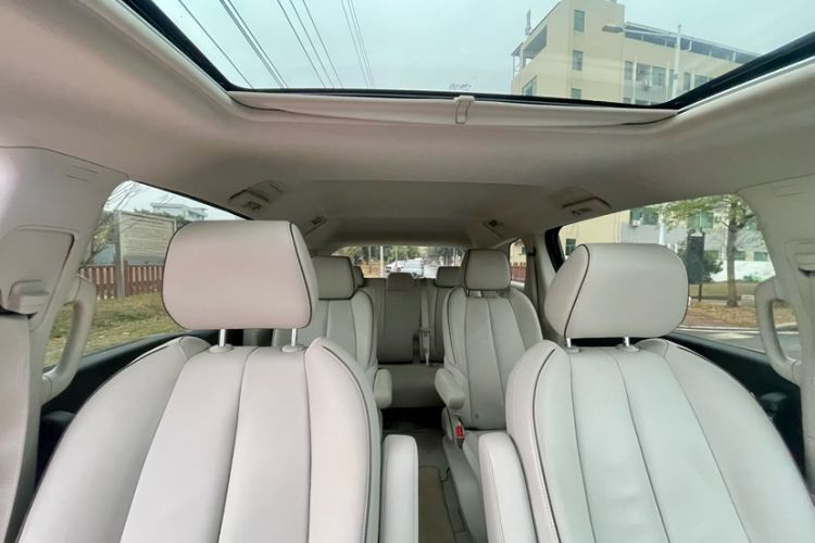 Used Buick GL8 2021 Land Cruiser Executive Class 652T Luxury Model