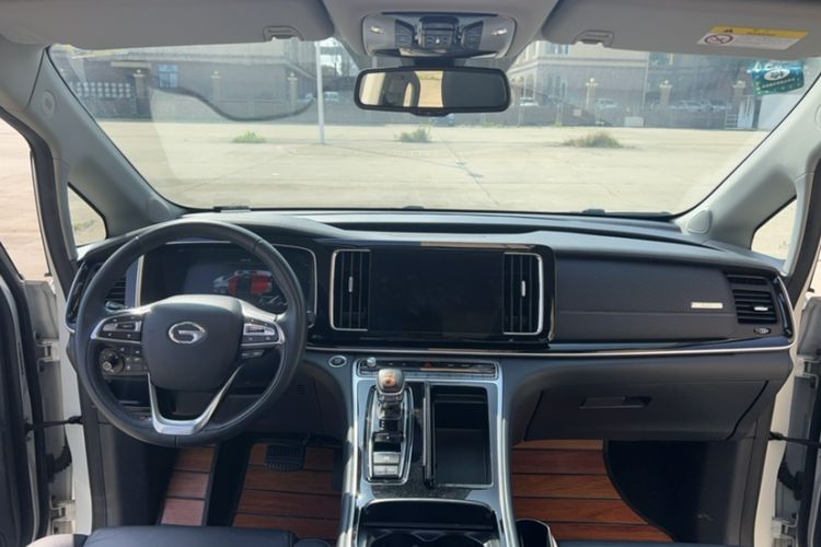 Used GAC Trumpchi M8 2021 Lingxiu Series 390T Deluxe Edition Interior 2