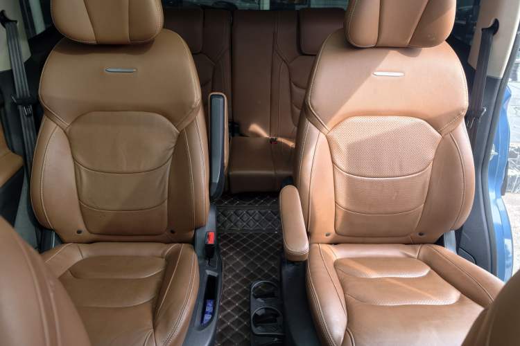 Used SAIC MAXUS D90 2019 2.0T Automatic 4x4 Sirius China V Standard