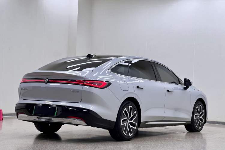 Used Baojun Enjoy 2025 Plug-in Hybrid 140km Luxury Edition
