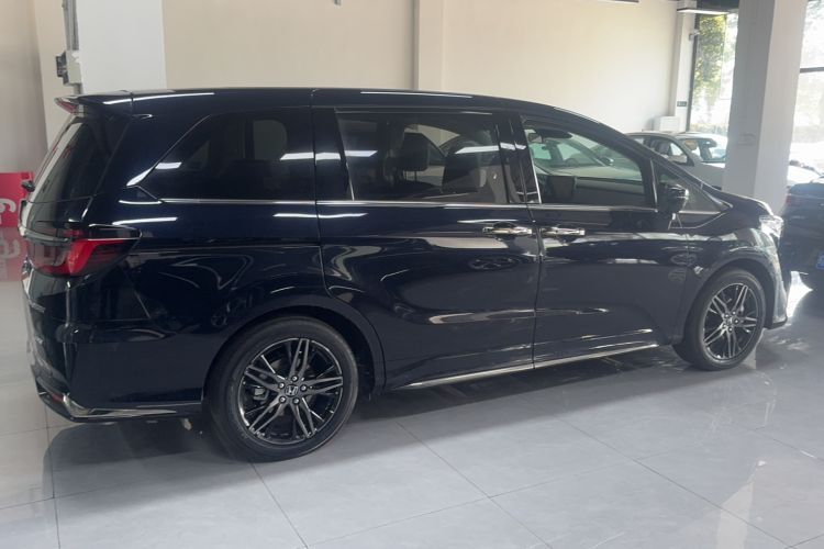 Used Honda Odyssey 2024 2.0L eHEV Sharp·Luxury Edition
