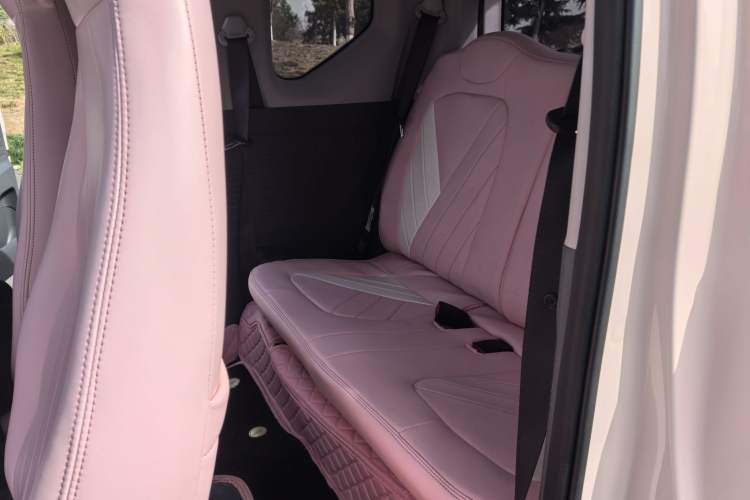 Used Wuling Hongguang MINIEV 2022 Macaron Premium Model – Lithium Iron Phosphate