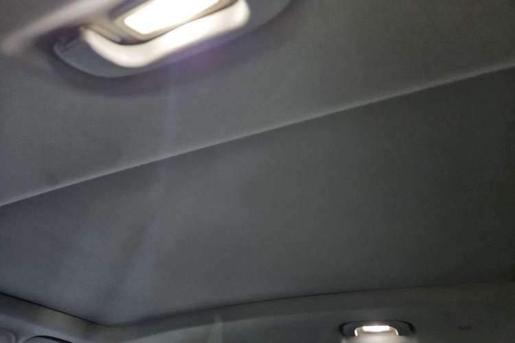 Used Buick Envision 2020 Onix S 652T Two-Wheel Drive Elite Model Headliner