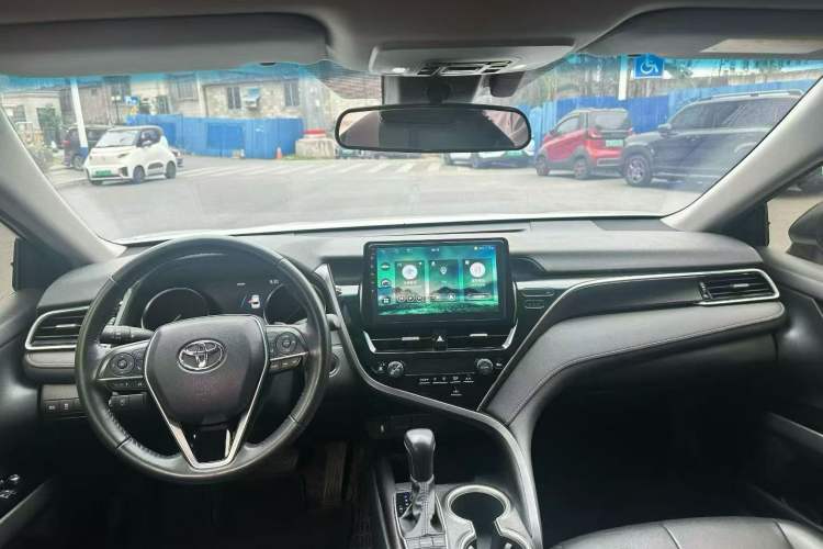 Used Toyota Camry 2021 2.0S FENGSHANG Edition
