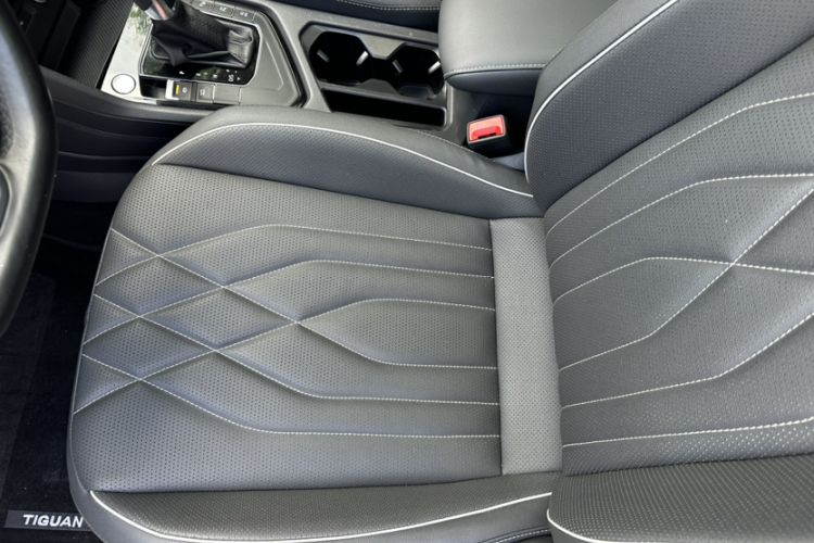 Used Volkswagen Tiguan L 2022 330TSI Automatic Two-Wheel Drive R-Line Enhanced Edition