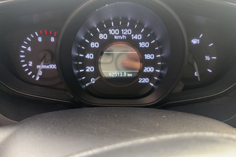 Used Ford Escort 2019 Revised Version 1.5L Manual "Quality Enjoyment" Trim (Tire Pressure Monitoring) China VI Standard Odometer Close Up