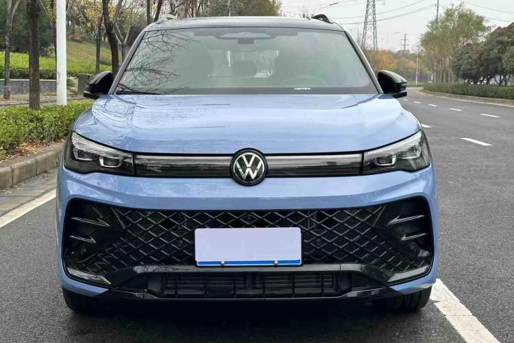 Used Volkswagen Tiguan L 2024 PRO 380TSI Four-Wheel Drive R-Line Prestige Edition Exterior 1