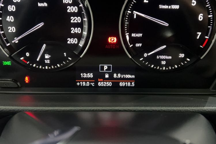 Used BMW 1 Series 2017 118i Sport Edition Odometer Close Up