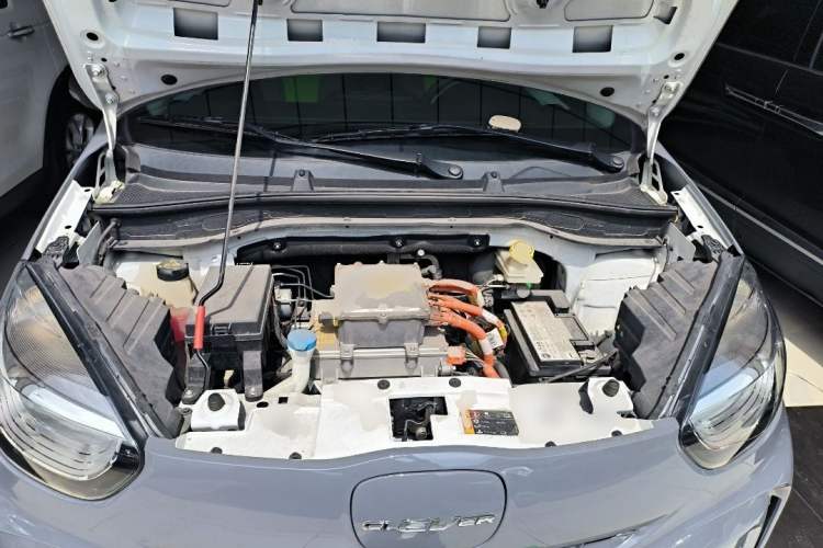 Used Roewe Clever 2021 302km Excellence Edition Interior 9