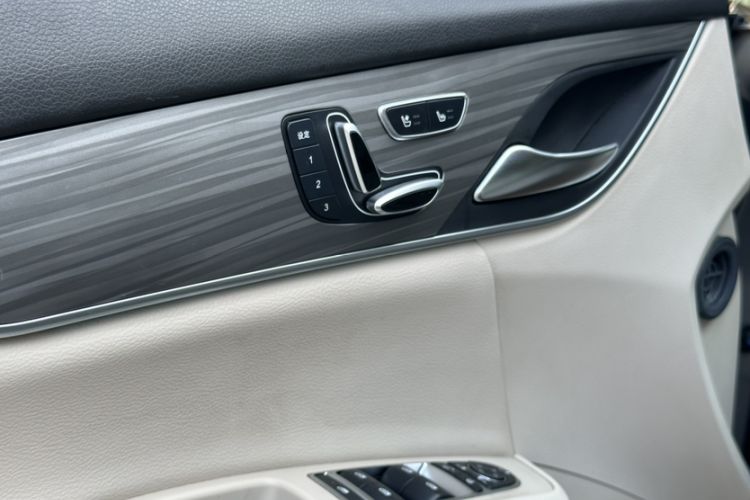 Used BYD Song MAX New Energy 2019 DM 1.5T Smart Connect Zhiyao Model 6-Seater China V Emission Standard
