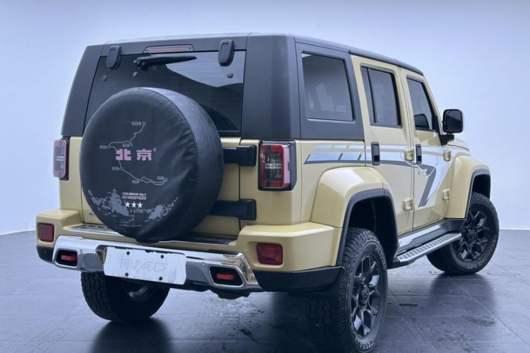 Used BAIC Off-Road BJ40 2019 2.3T Automatic Four-Wheel Drive Ring the Tower Champion Edition China VI