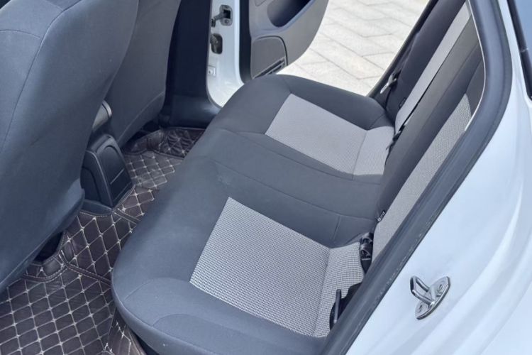 Used Volkswagen Polo 2016 1.4L Manual Fashion Model
