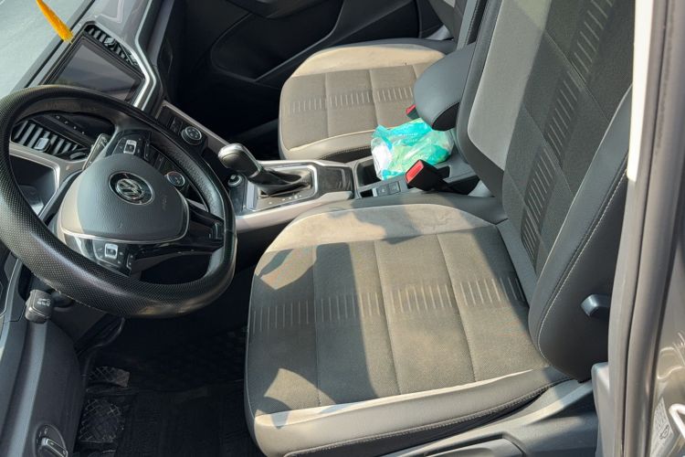 Used Volkswagen T-ROC 2020 230TSI DSG Two-Wheel Drive Advanced Version Left Front Seat