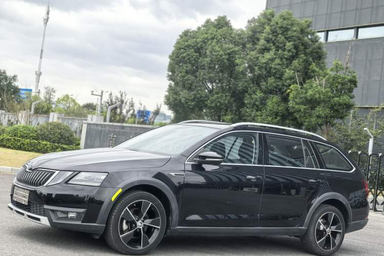 Used Skoda Octavia 2018 Station Wagon TSI280 DSG Flagship Edition