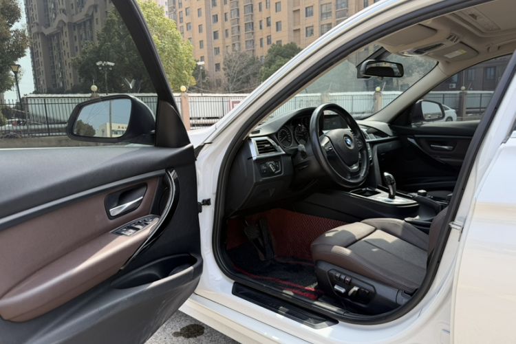 Used BMW 3 Series 2018 320Li Fashion Model
