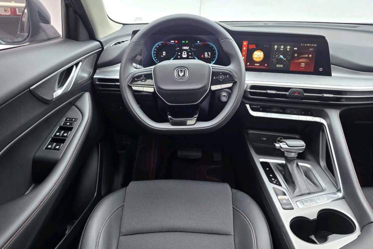 Used Changan CS35PLUS 2023 Enjoy Edition 1.4T DCT Luxury Model