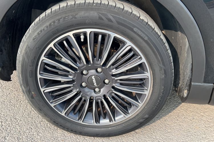 Used Sinotruk VGV U70 2020 1.5T Automatic Smart Luxury 7-Seater