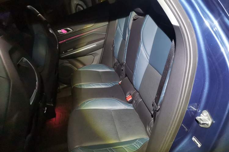 Used Lynk & Co 05 2020 2.0TD Two-Wheel Drive Shine Halo