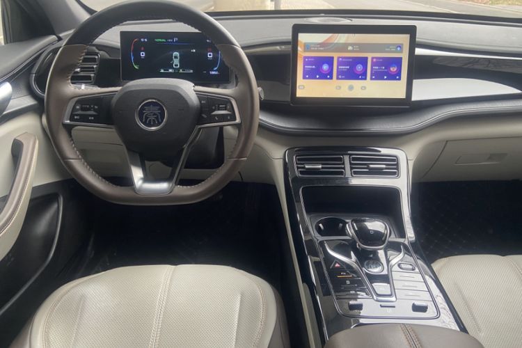 Used BYD Qin PLUS 2024 HONOR Edition DM-i 55KM Leading Model
