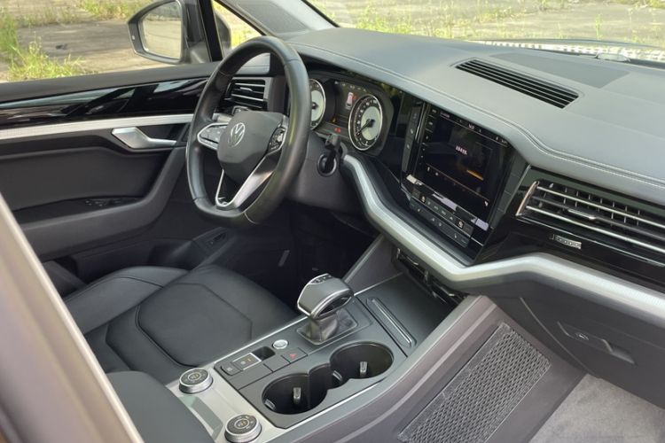 Used Volkswagen Touareg 2021 2.0 TSI Flagship Special Edition