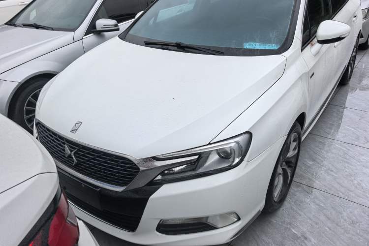 Used DS 5LS 2014 1.6T Luxury Edition THP160