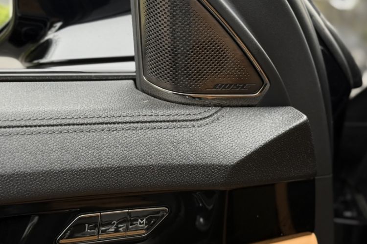 Used Lynk & Co 09 EM-P 2021 2.0T PHEV Ultra Six-Seater Interior 4