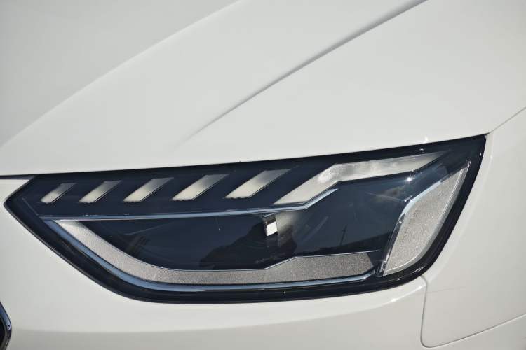 Used Audi A4L 2020 40 TFSI Luxury Dynamic Model Exterior 7