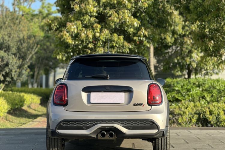 Used MINI 2023 2.0T COOPER S Artist