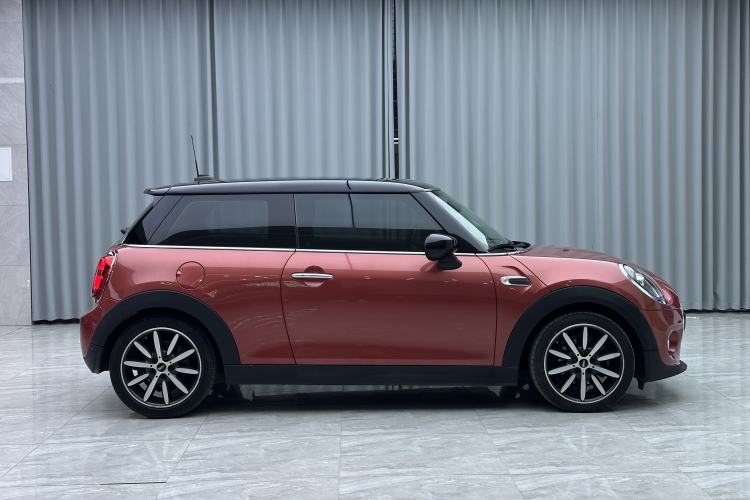 Used MINI 2020 1.5T COOPER Three-Door Midnight Red Limited Edition

