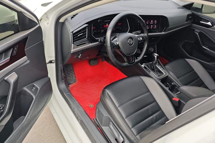 Used Volkswagen Sagitar 2021 280TSI DSG Comfort Connect Edition Interior 2