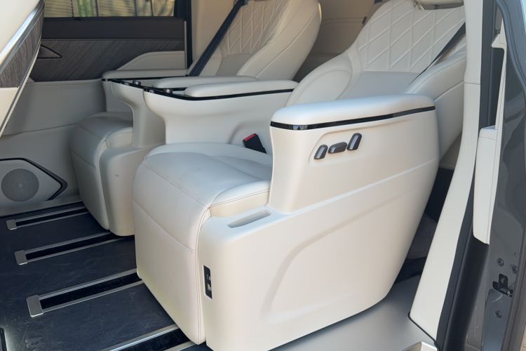 Used Wey Gaoshan 2025 Four-Wheel Drive Alpine 8